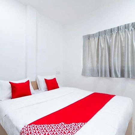 Oyo 44011 Weng Bee Guest House Kota Kinabalu Zewnętrze zdjęcie