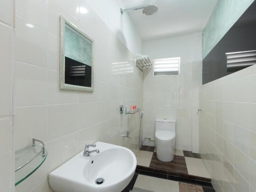 Oyo 44011 Weng Bee Guest House Kota Kinabalu Zewnętrze zdjęcie