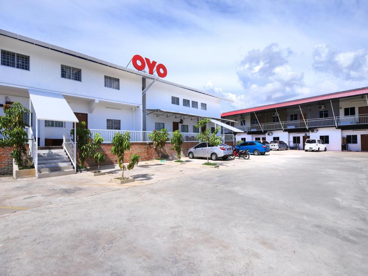 Oyo 44011 Weng Bee Guest House Kota Kinabalu Zewnętrze zdjęcie