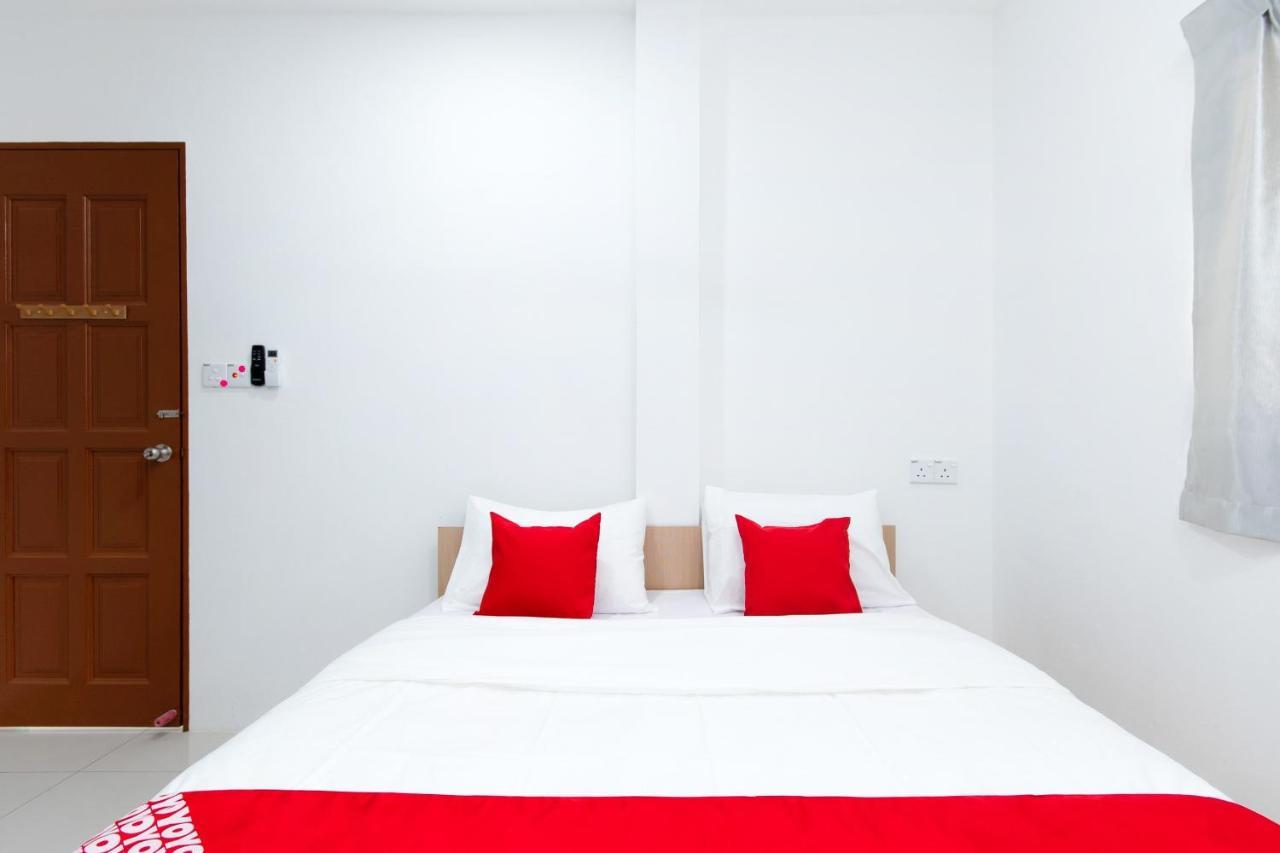 Oyo 44011 Weng Bee Guest House Kota Kinabalu Zewnętrze zdjęcie